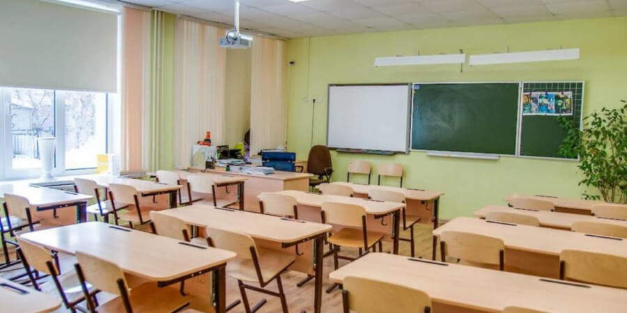 Когда закончится учебный год в школах и сколько дней отдохнут учителя