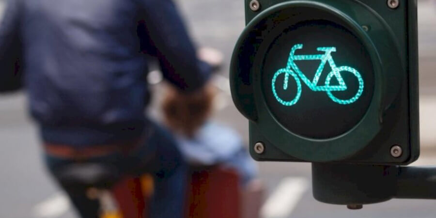 Впервые в Алматы появятся велосветофоры