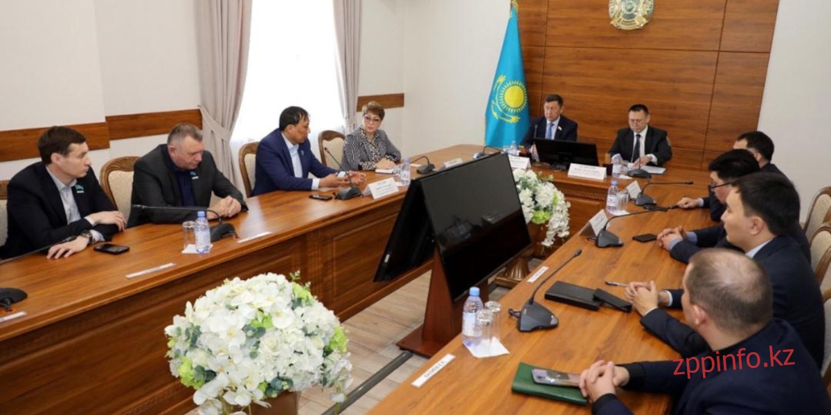 Карагандинском областном маслихате обсуждены вопросы реализации проекта «Сапалы Өнім»
